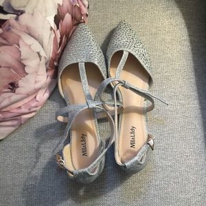 Silver sparkle flat shoes